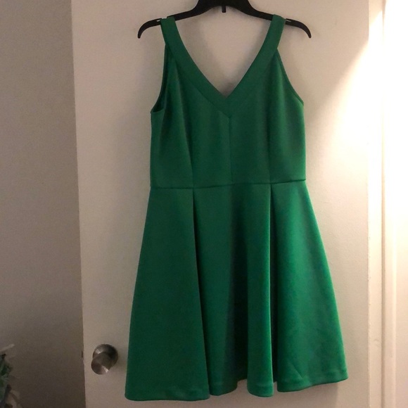Dress Barn Dresses & Skirts - Dress Barn, Size 14, Green Dress